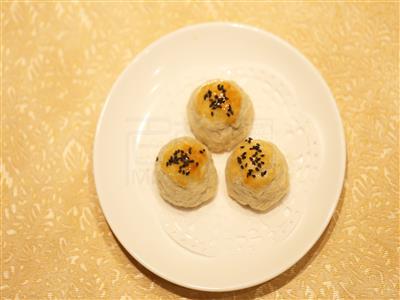 Red Bean Paste Turnover