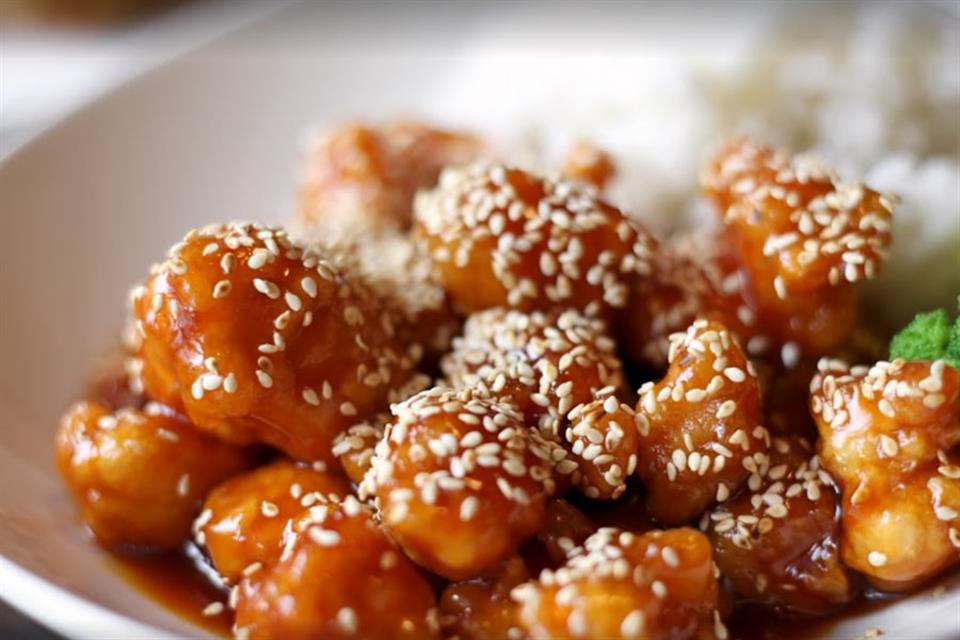 Mo S Asian Bistro Kitchen Photos Online Order